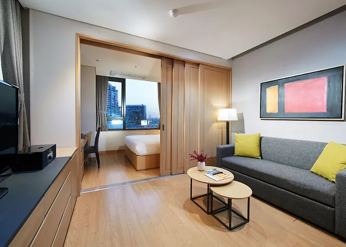 Fraser Place Namdaemun 4*